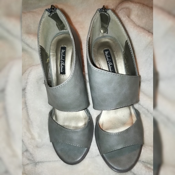 Michael Antonio Shoes - 👠MICHAEL ANTONIO GRAY HEELS WITH ZIP UP BACK